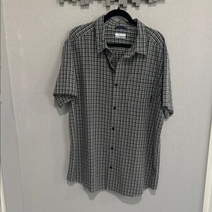 Columbia Men's Dark Green and Gray Checkered Shirt